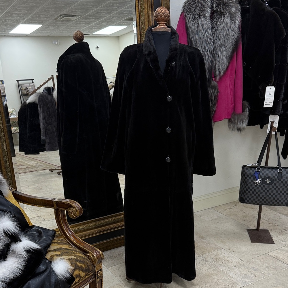 Elegant dyed Black Sheared Mink Full length Reversible Coat
